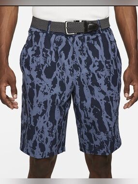 NWOT NIKE Golf Men’s Flex Navy Blue Camo Casual Dress Shorts - Size 36